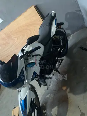TVS Apache 180 RTR 2024 White