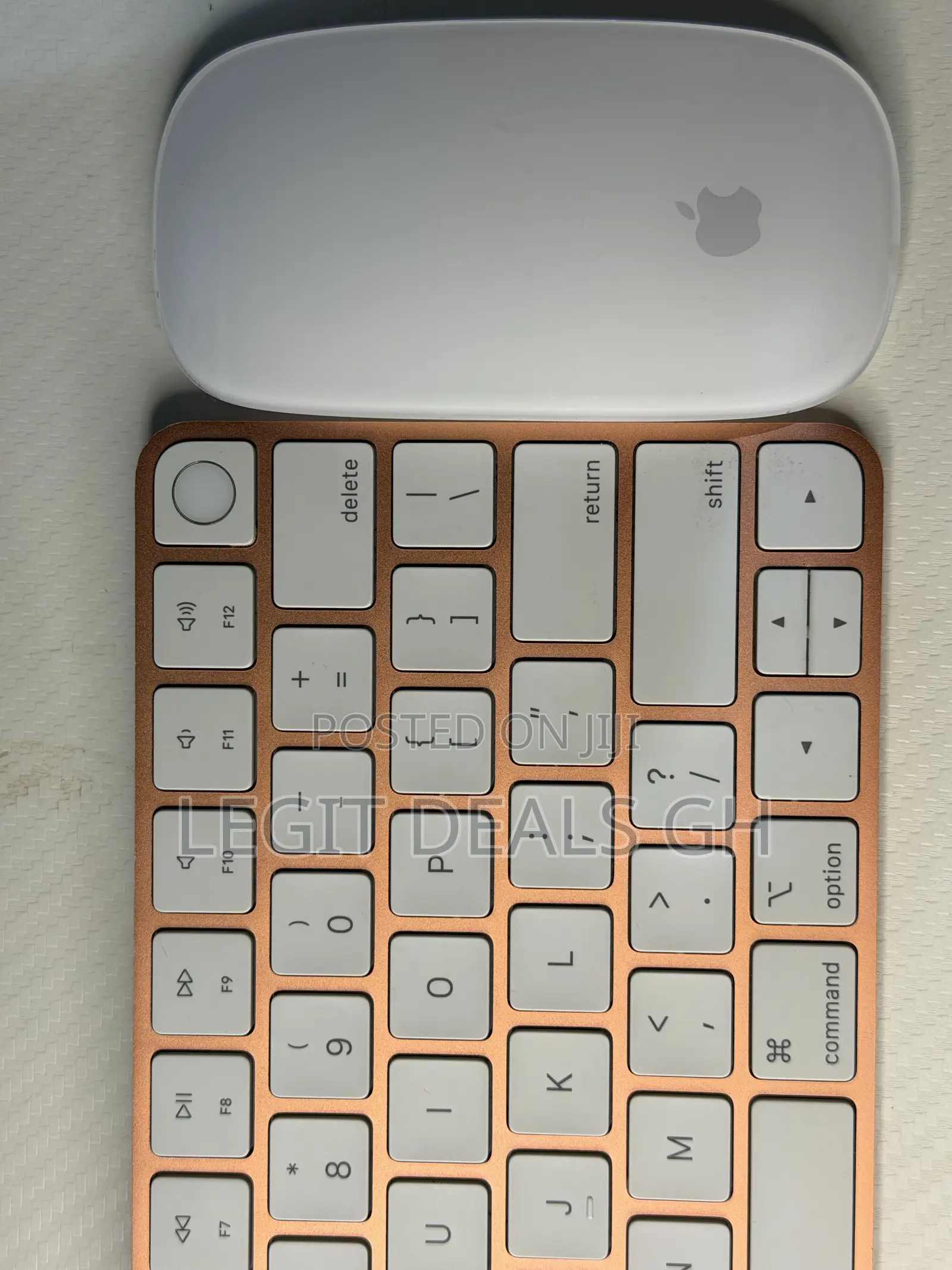 Apple Keyboard and Mouse 2 Combo