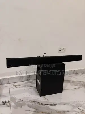 Samsung Sound Bar + Sub Woofer
