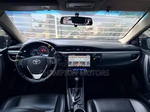 Toyota Corolla 2014 Black