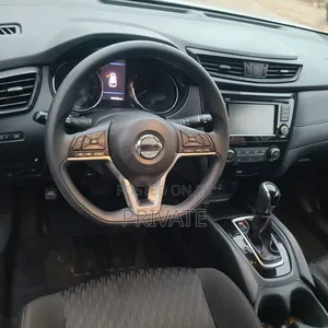 Nissan Rogue S AWD 2018 White