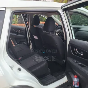 Nissan Rogue S AWD 2018 White