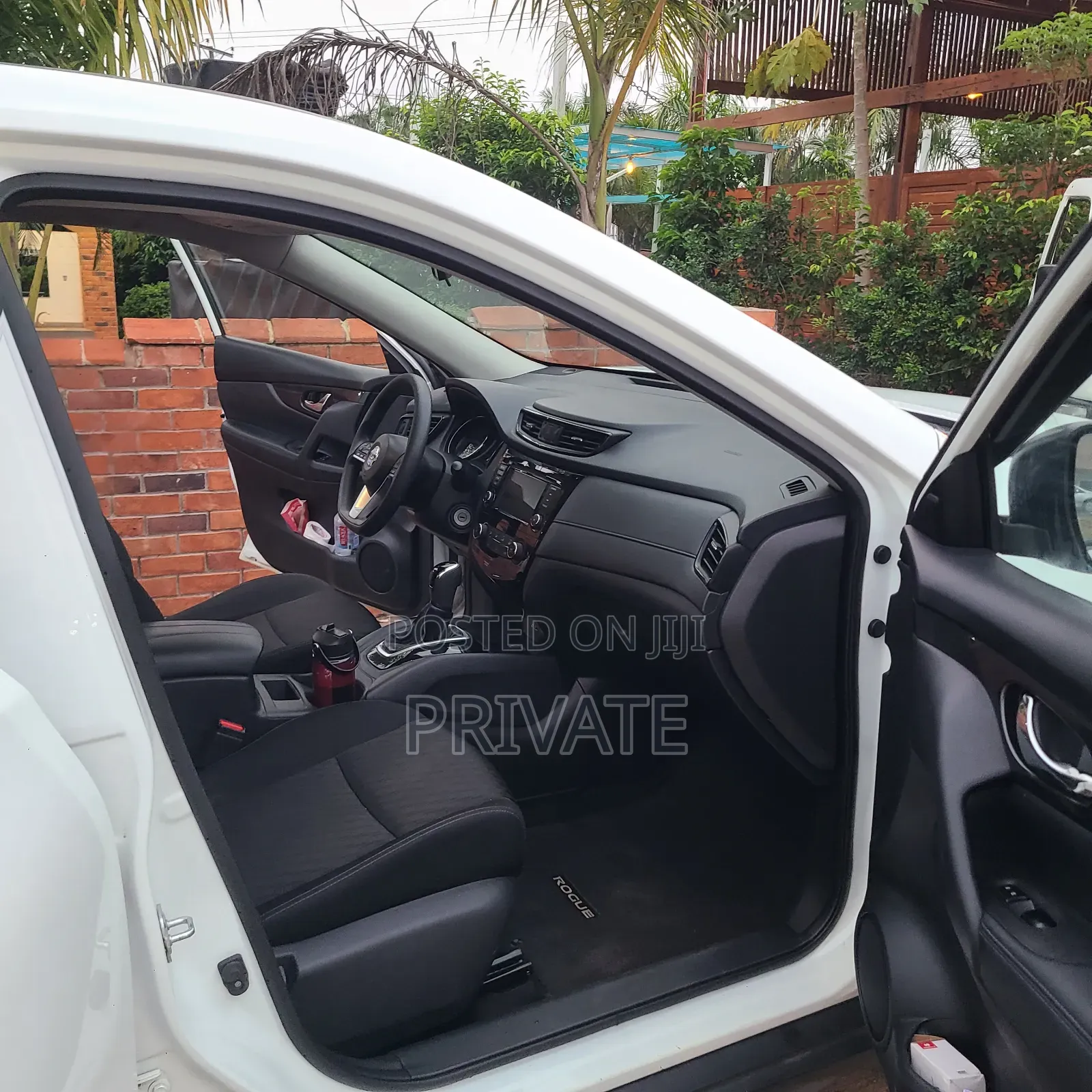 Nissan Rogue S AWD 2018 White
