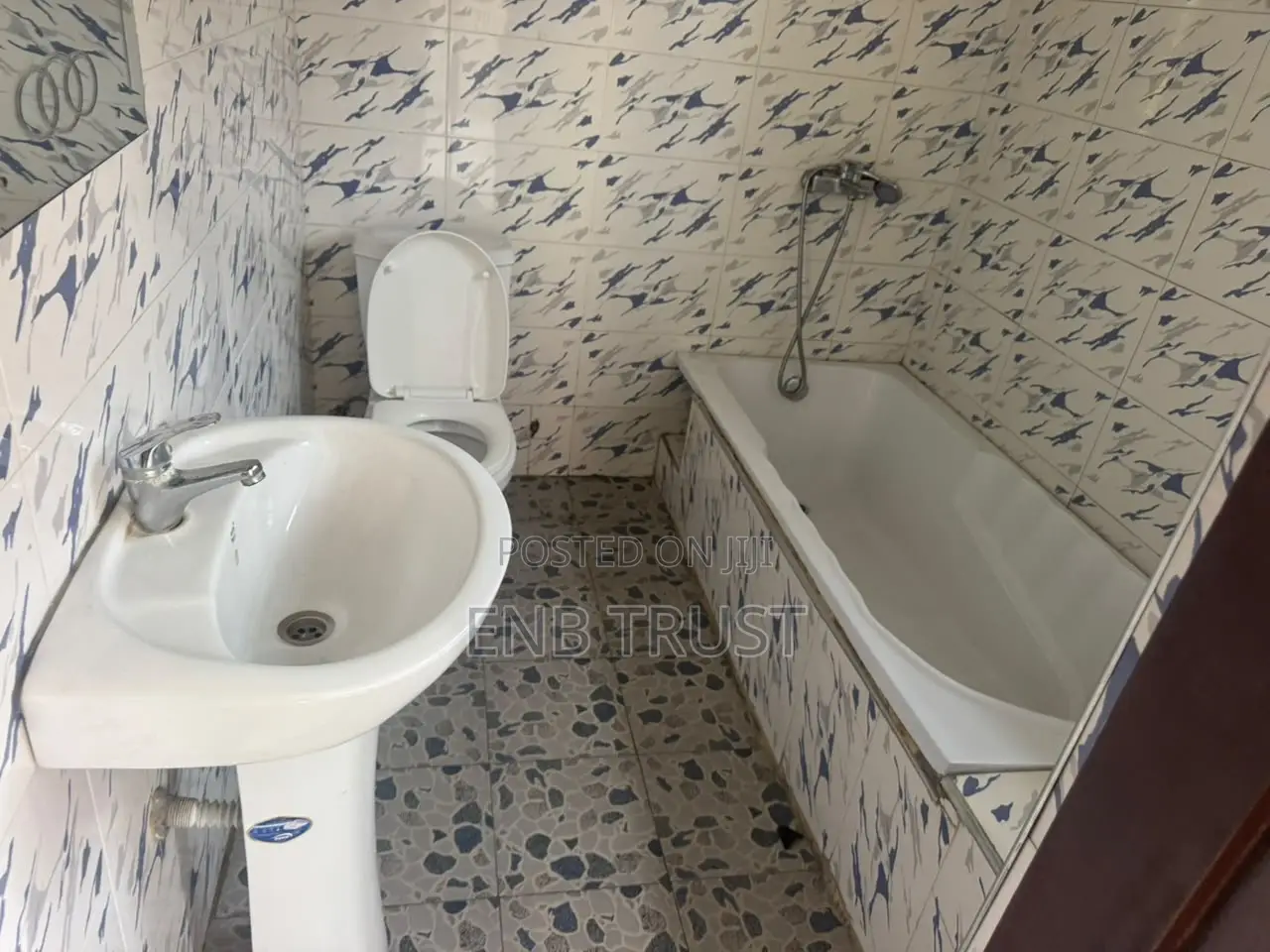 4bdrm House in Cfc Estate, Mile 7 for rent