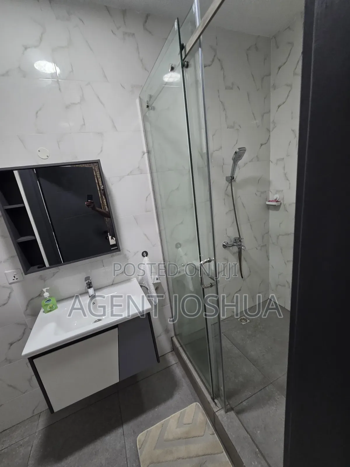 Furnished 4bdrm House in Manet Christian for rent