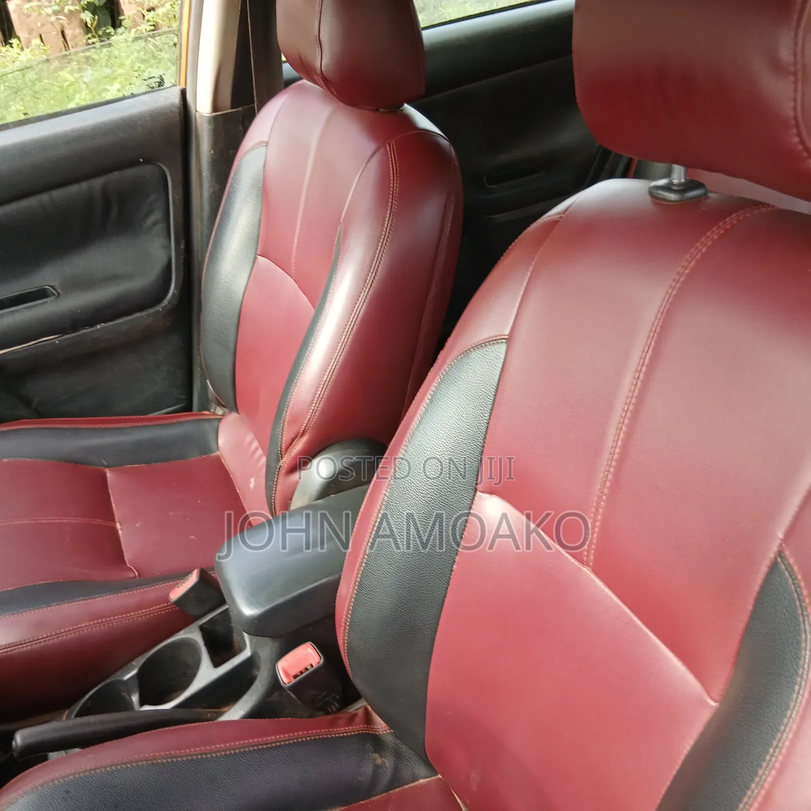 Pontiac Vibe 2007 Orange