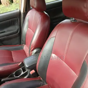Pontiac Vibe 2007 Orange