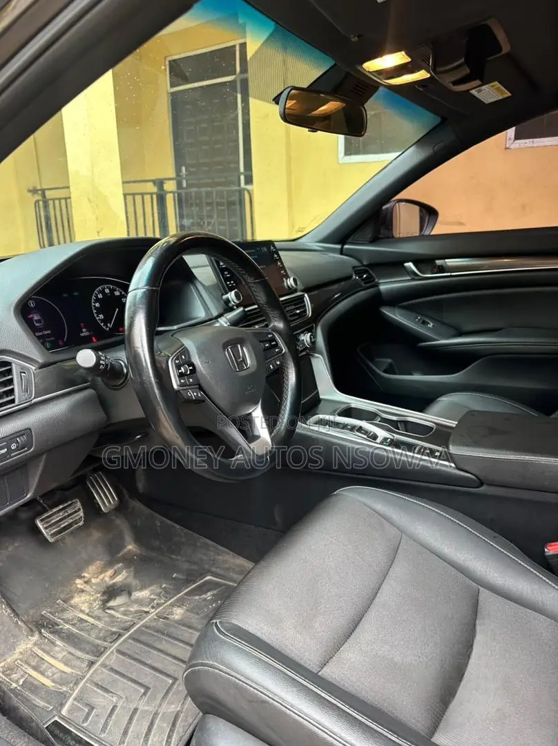 Honda Accord Sport (2.0L 4cyl Turbo 6M) 2019 Black
