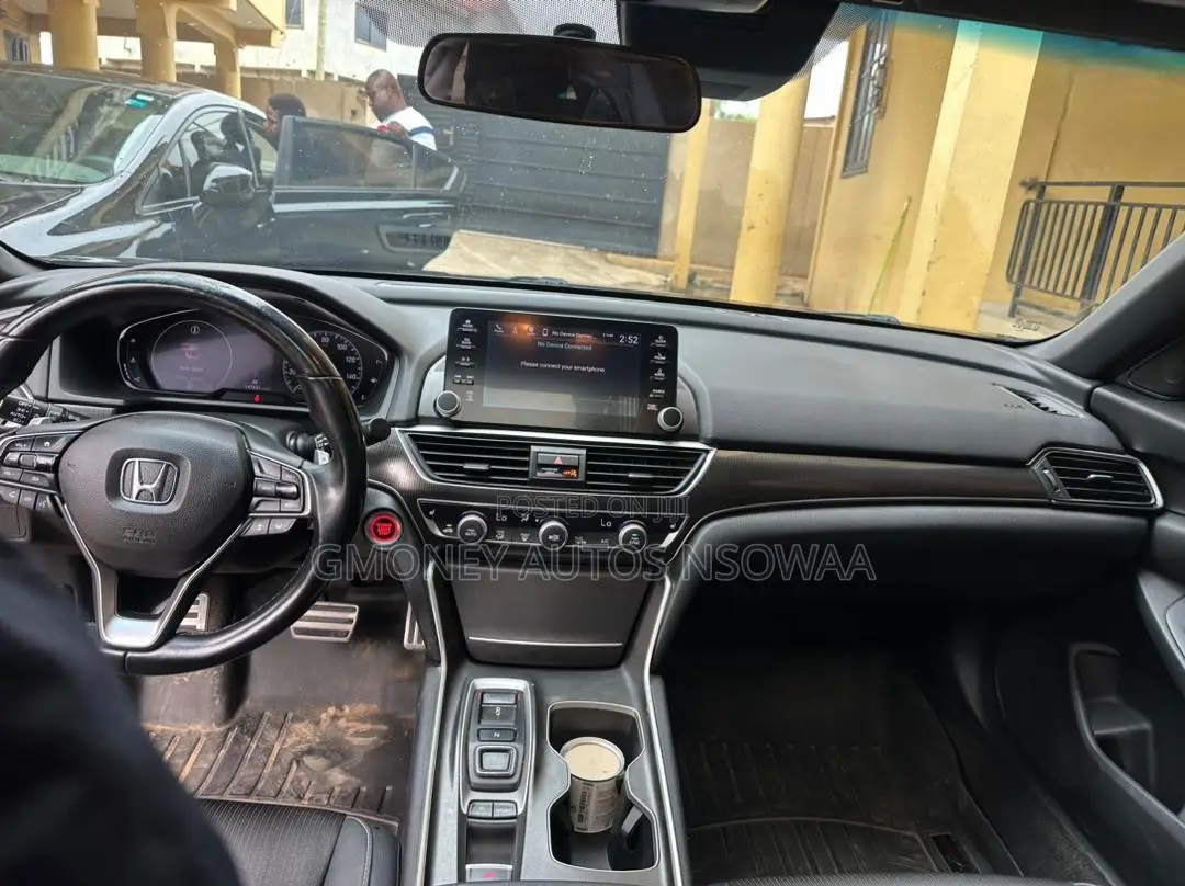 Honda Accord Sport (2.0L 4cyl Turbo 6M) 2019 Black