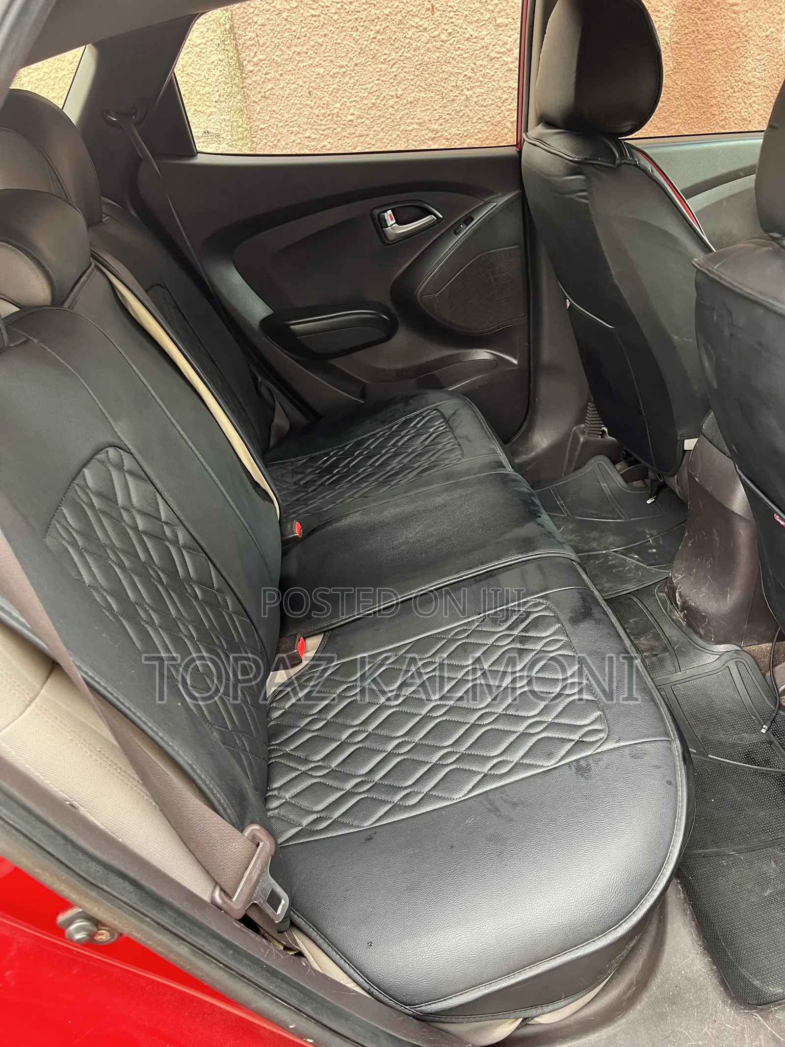 Hyundai Tucson 2011 Red