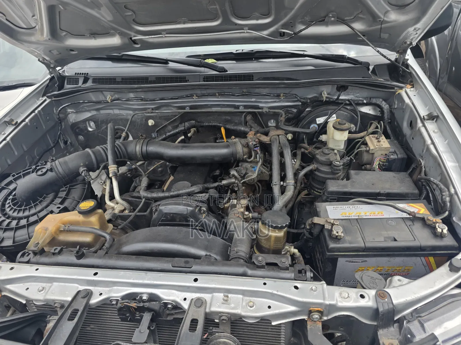 Toyota Hilux 2012 Silver