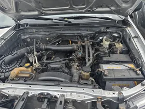 Toyota Hilux 2012 Silver