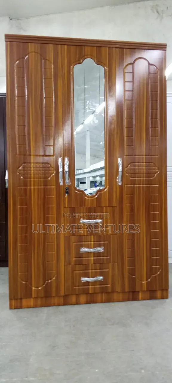 Elegant 3-Door Wooden Wardrobe With Mirror | Spacious Classic Bedroom