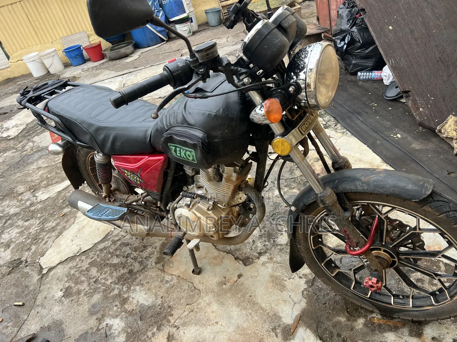 Royal Motorcycle 2025 Red