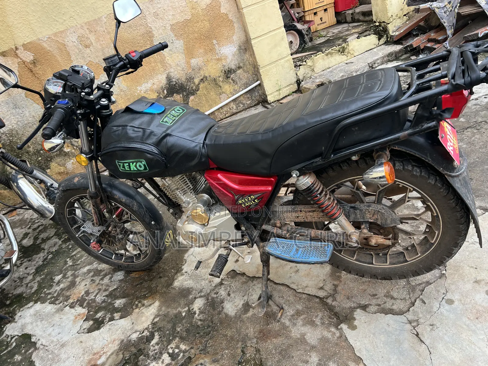 Royal Motorcycle 2025 Red