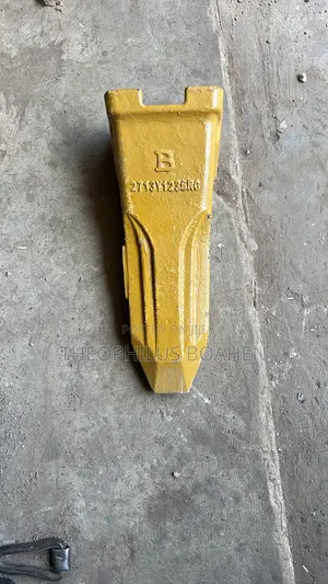 Bucket Teeth