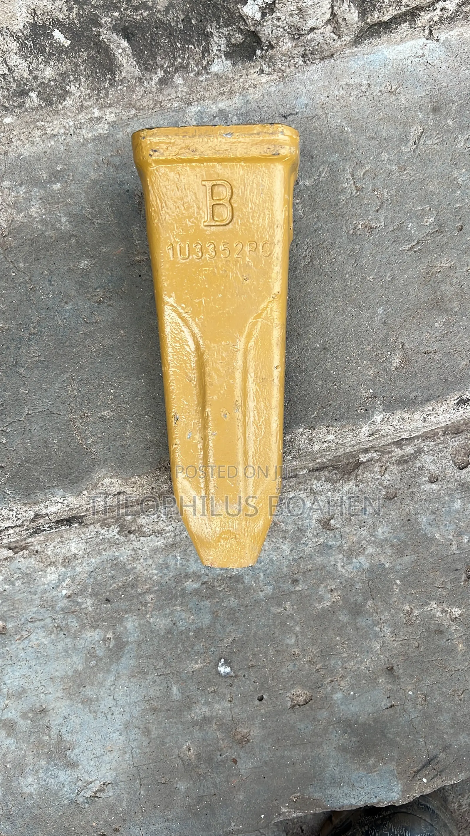 Bucket Teeth
