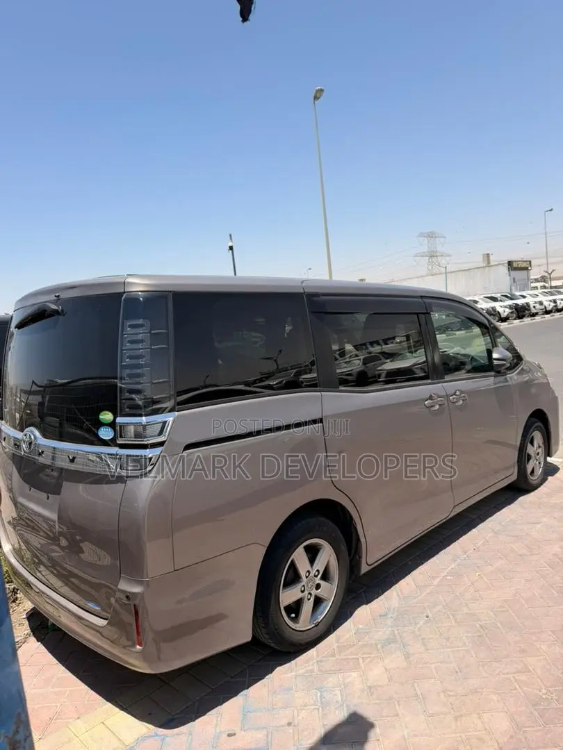 New Toyota Voxy 2017 Grey