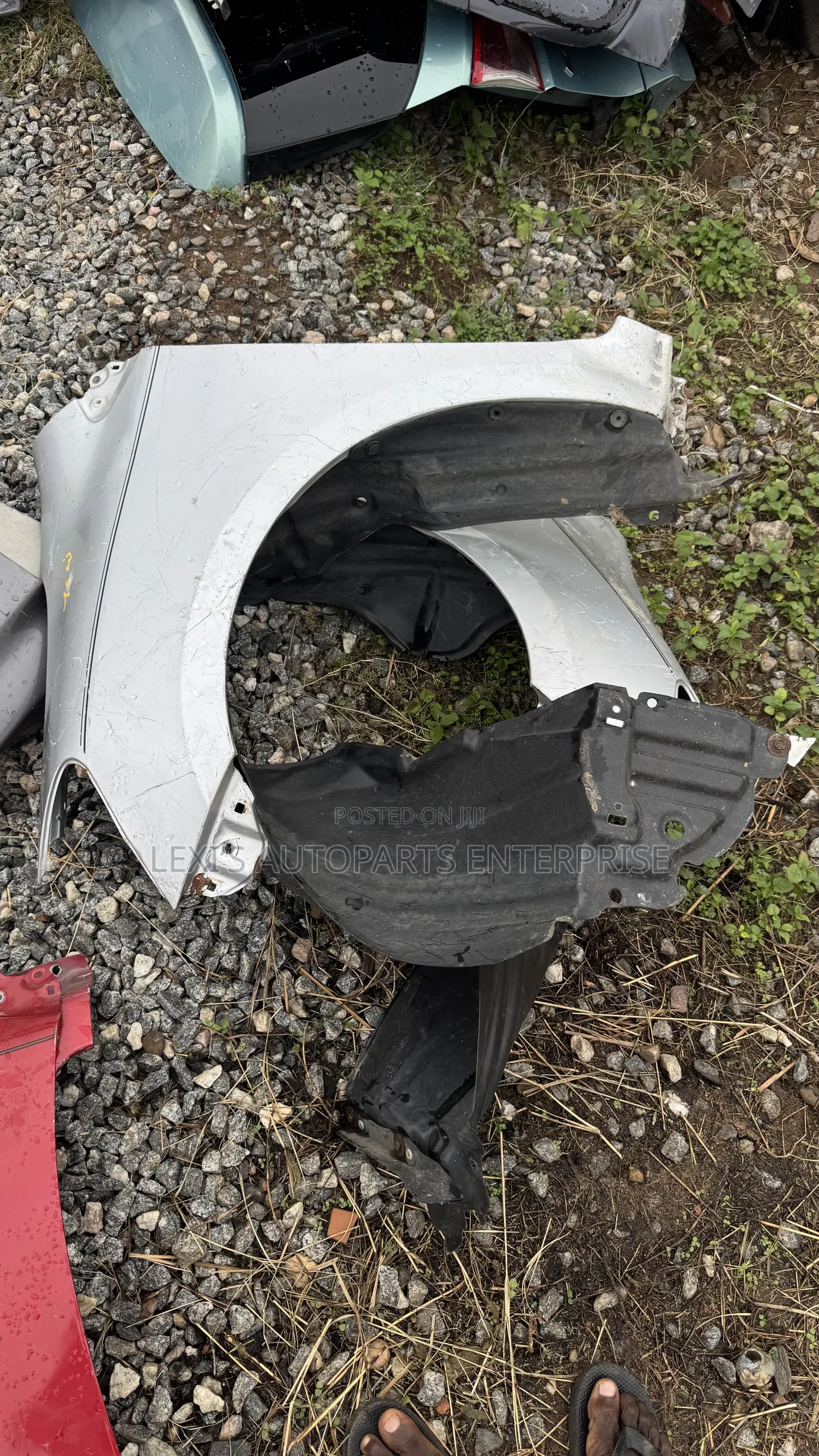Toyota Yaris 2008,2009,2010 Fenders Pair Available