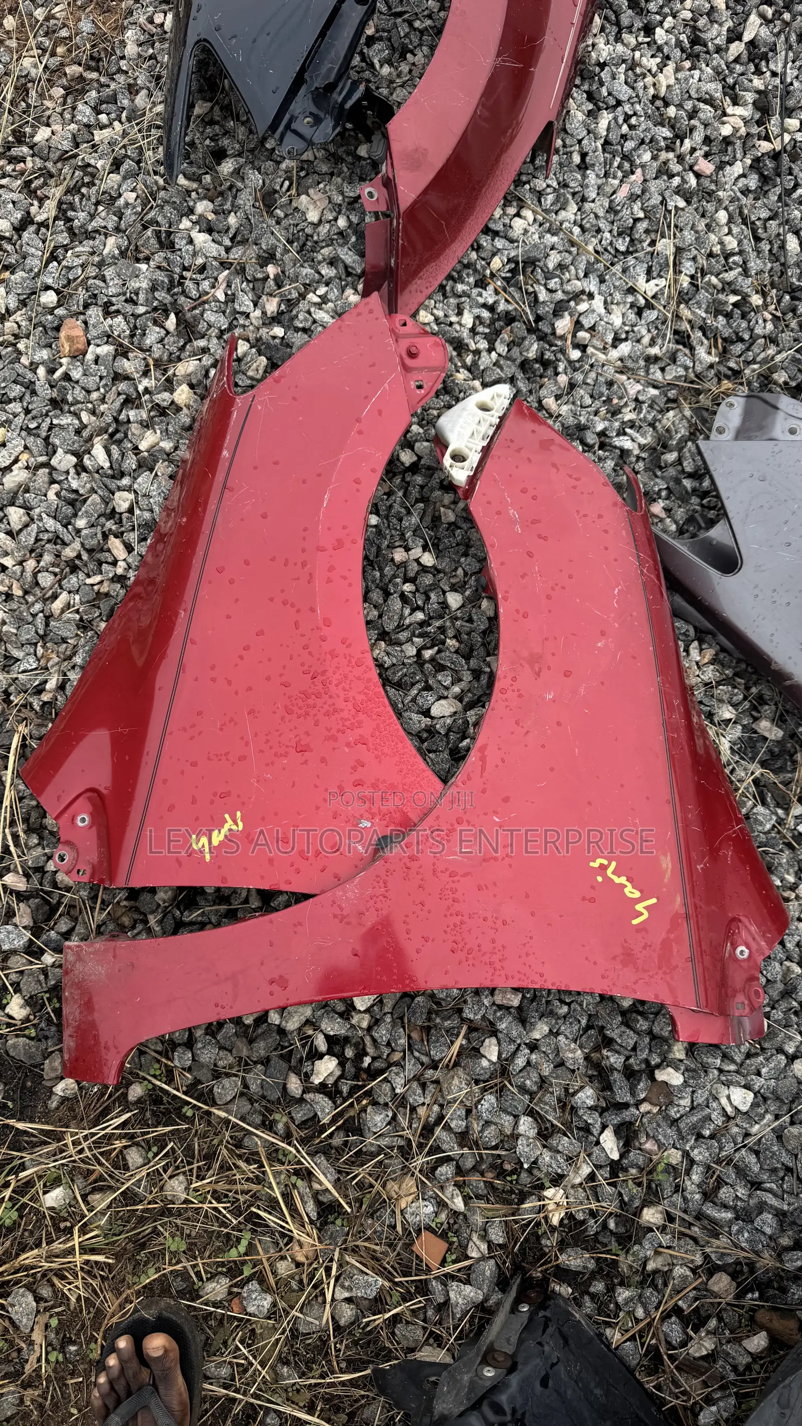 Toyota Yaris 2008,2009,2010 Fenders Pair Available