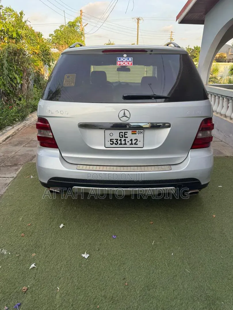 Mercedes-Benz GL-Class 2012 Silver