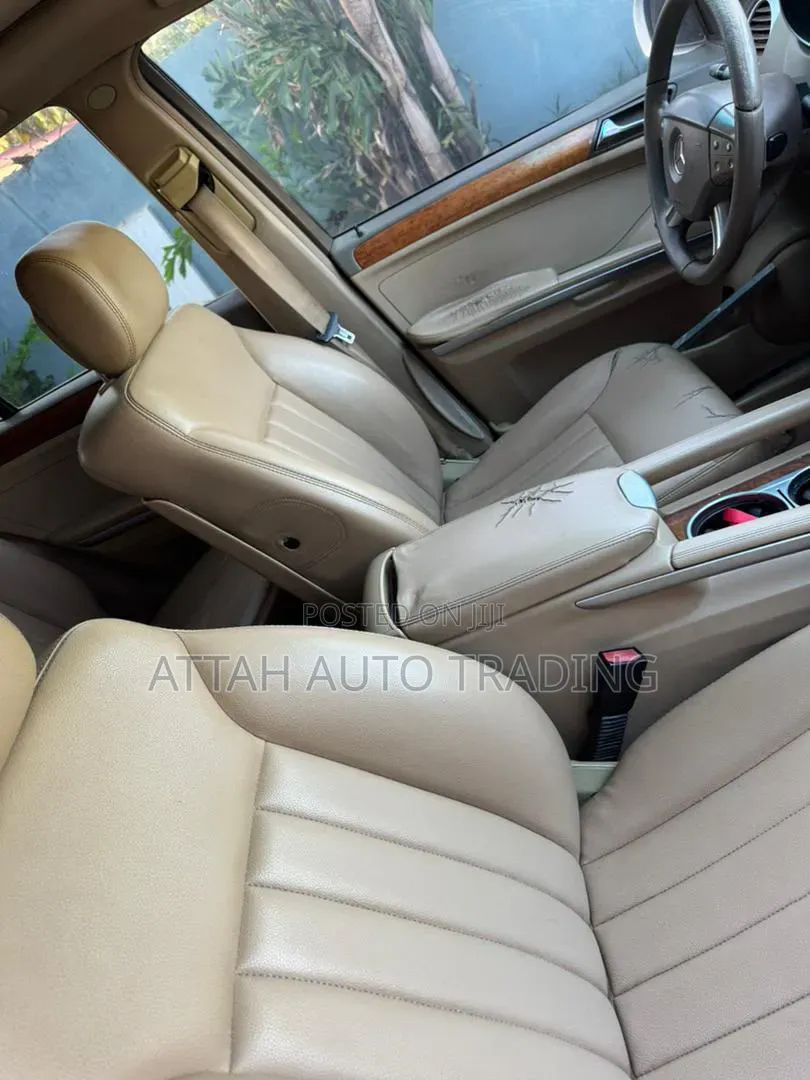 Mercedes-Benz GL-Class 2012 Silver