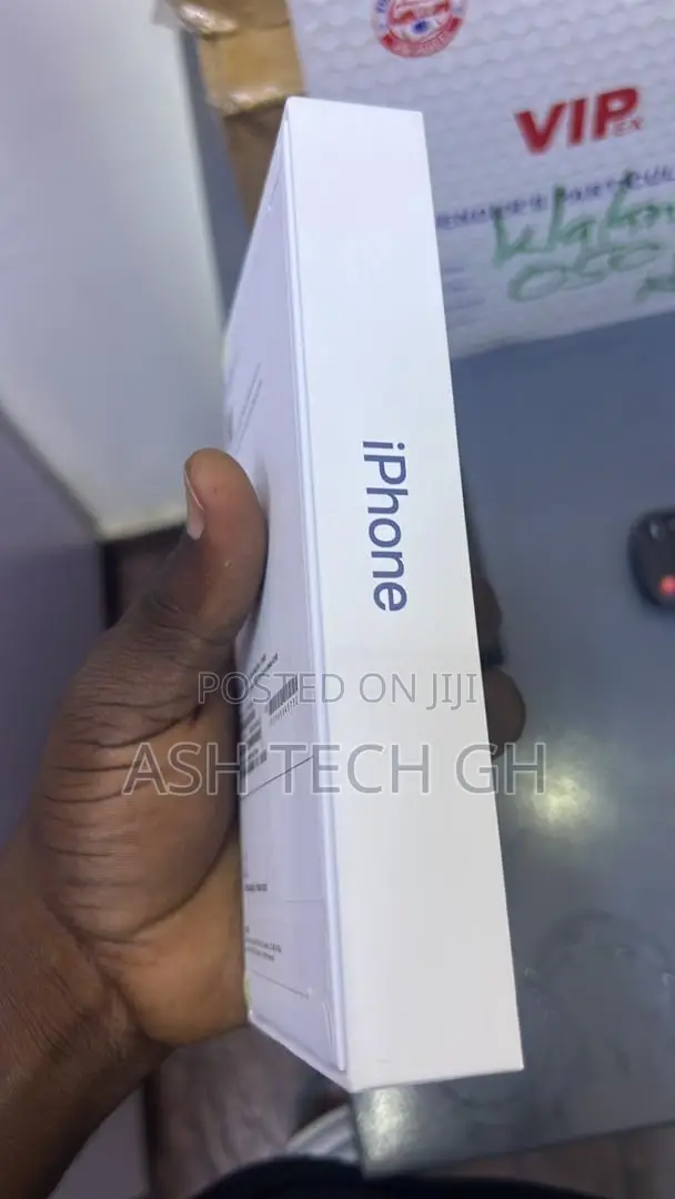 New Apple iPhone XR 128 GB Blue