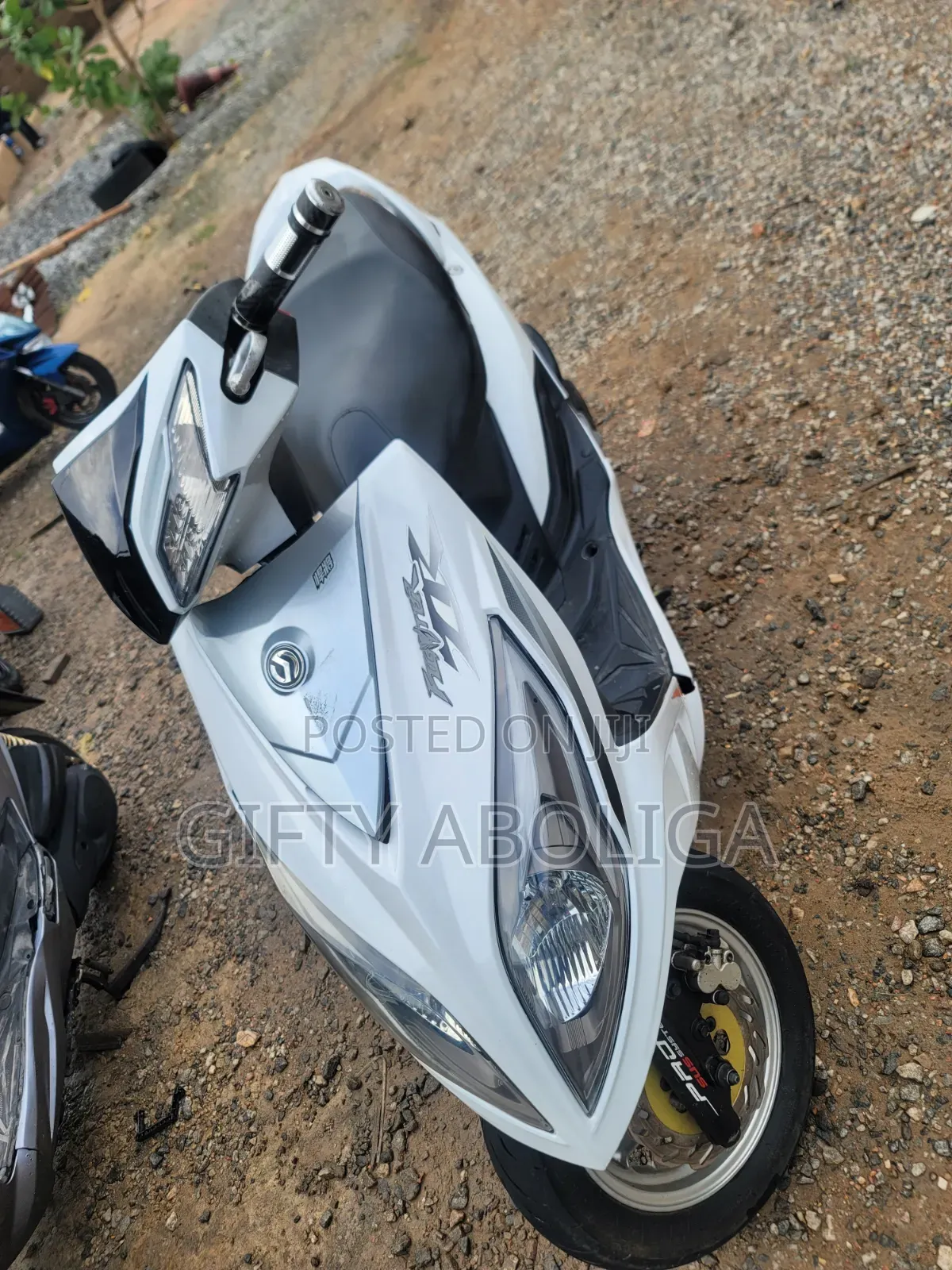 SYM Symnh 2014 White
