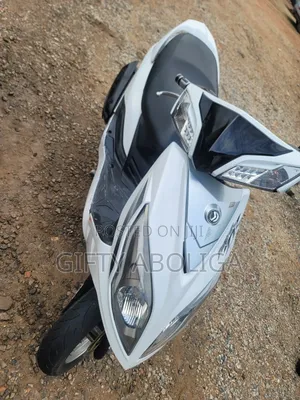 SYM Symnh 2014 White