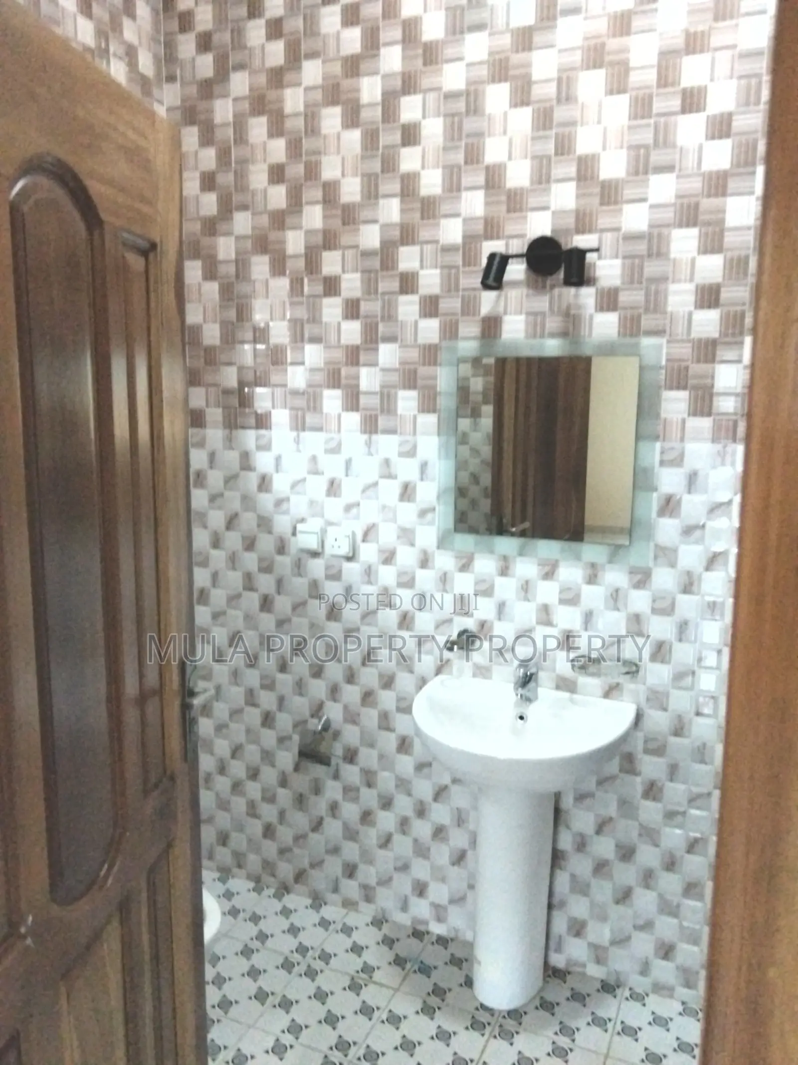 3bdrm Apartment in Mula Property, Police Station for rent