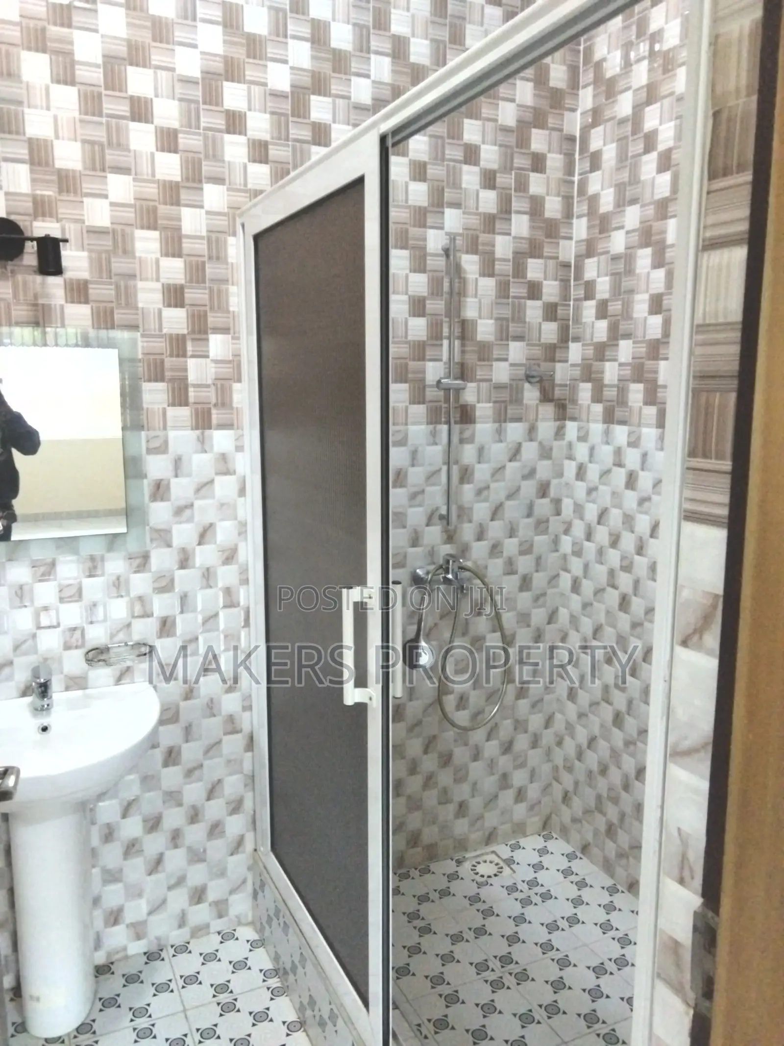 3bdrm Apartment in Mula Property, Police Station for rent