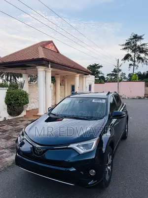 Toyota RAV4 Limited 4dr SUV (2.5L 4cyl 6A) 2018 Blue