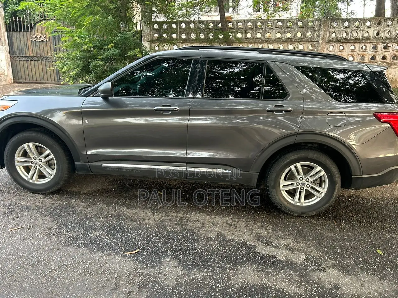Ford Explorer XLT 4dr 4x4 (3.5L 6cyl 6A) 2013 Gray