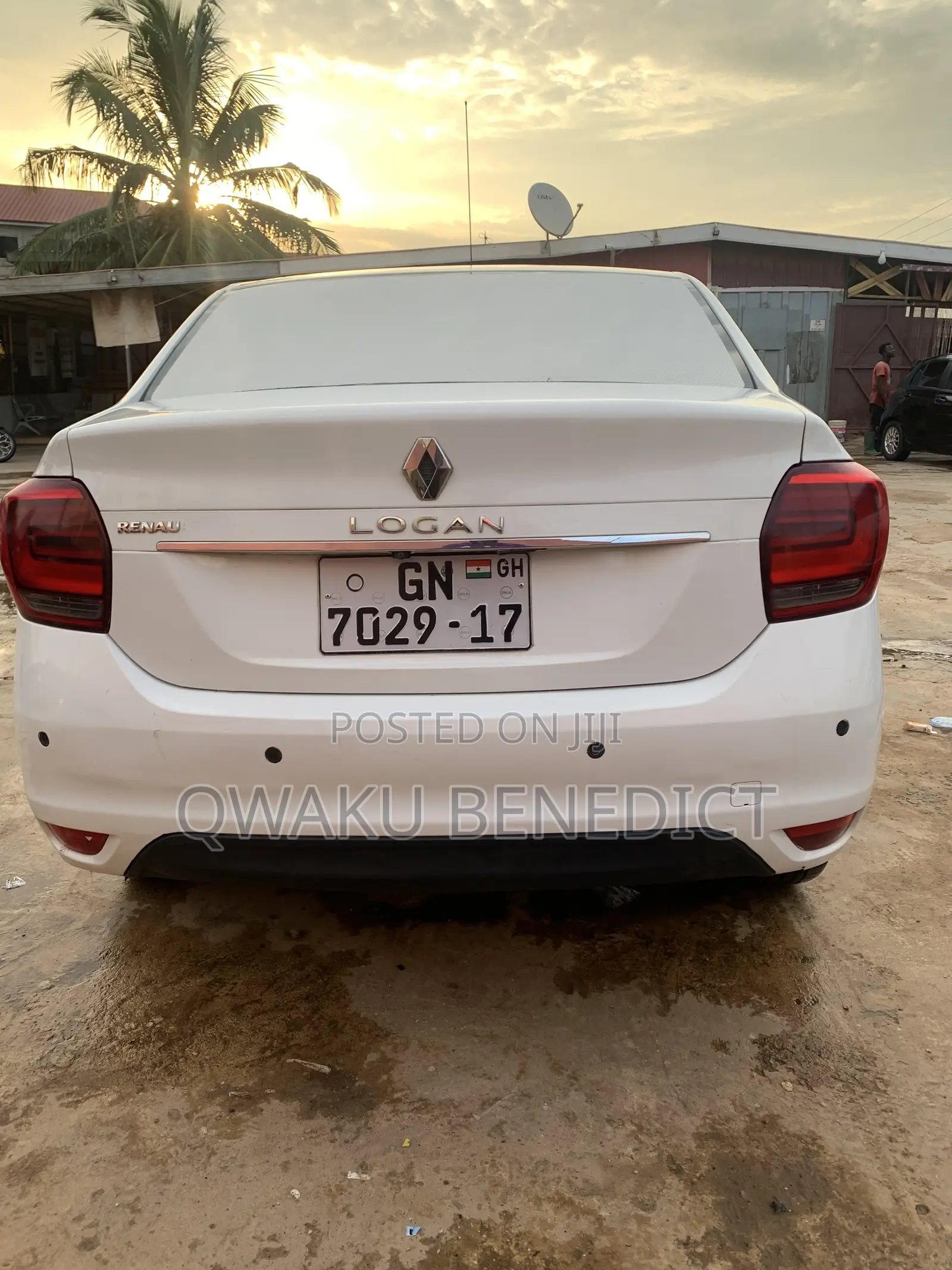 Renault Logan 2011 White