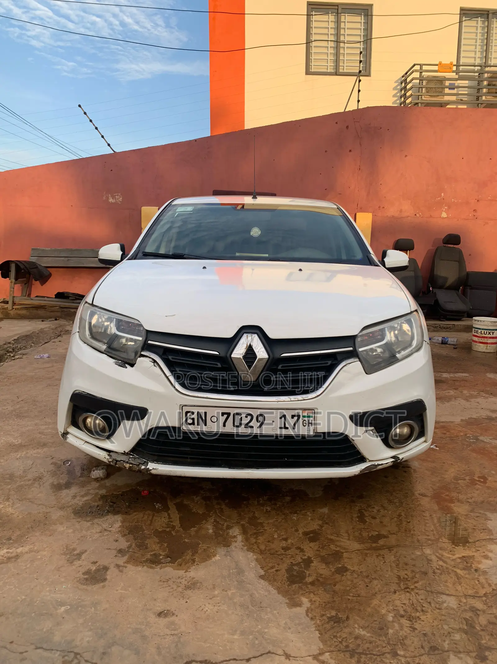 Renault Logan 2011 White