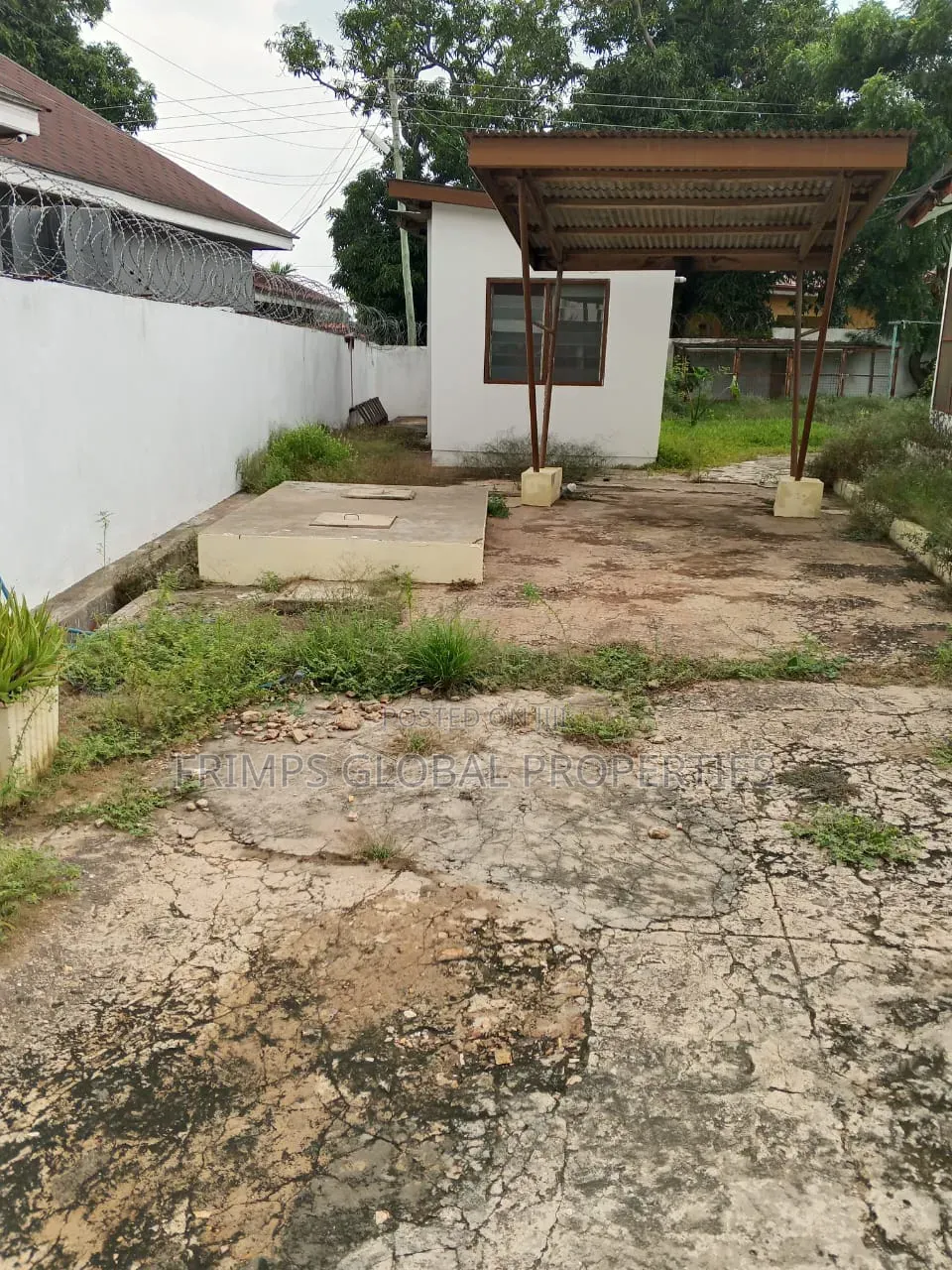 4bdrm House in Accra Metropolitan for sale