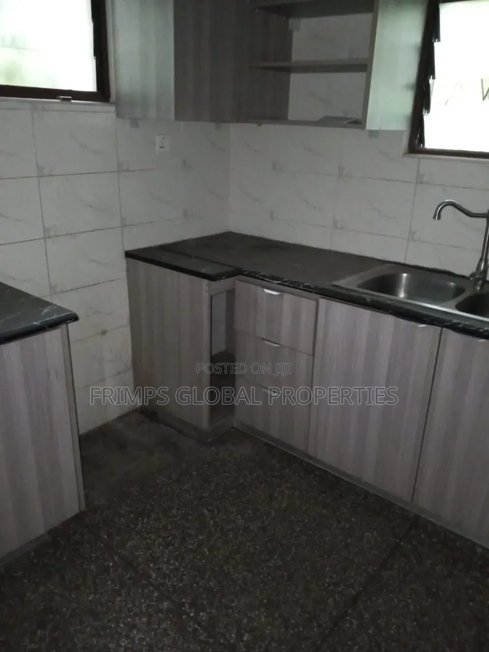4bdrm House in Accra Metropolitan for sale