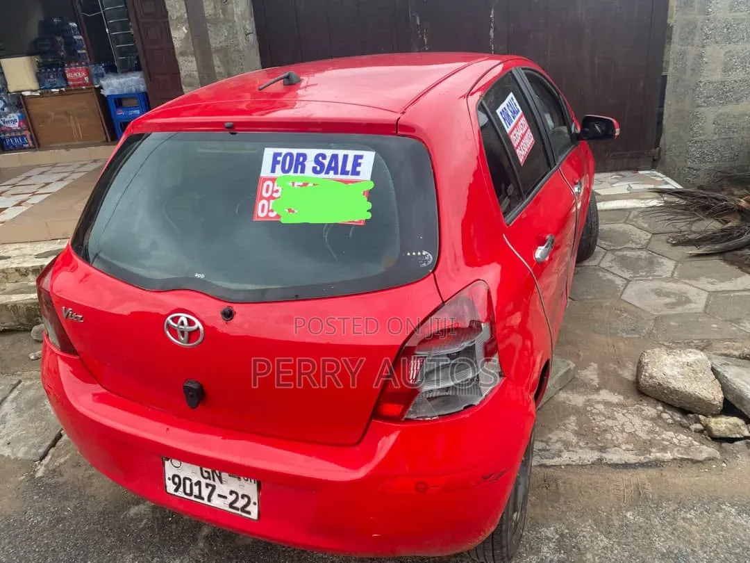 Toyota Vitz 1.3 AWD 3dr 2010 Silver