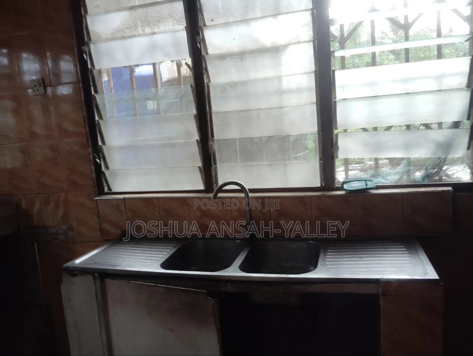 1bdrm Room & Parlour in Weija, Ga South Municipal for rent