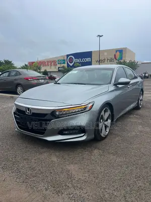 Honda Accord Touring V6 4dr Sedan FWD (3.5L 6cyl 6A) 2017 Gray