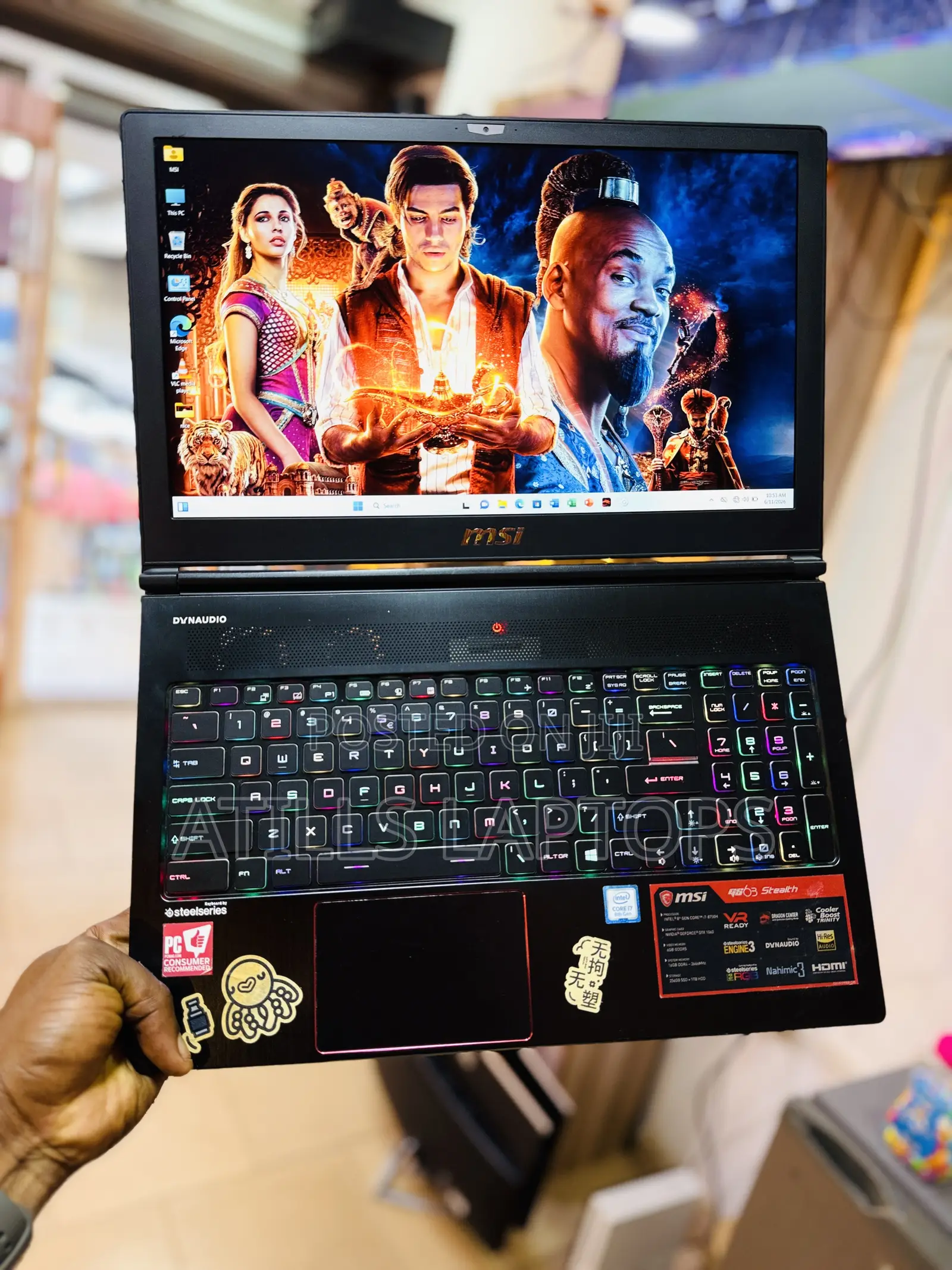 Laptop MSI GS63 Stealth 8RE 16GB Intel Core i7 SSD 1.5T