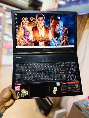 Laptop MSI GS63 Stealth 8RE 16GB Intel Core i7 SSD 1.5T
