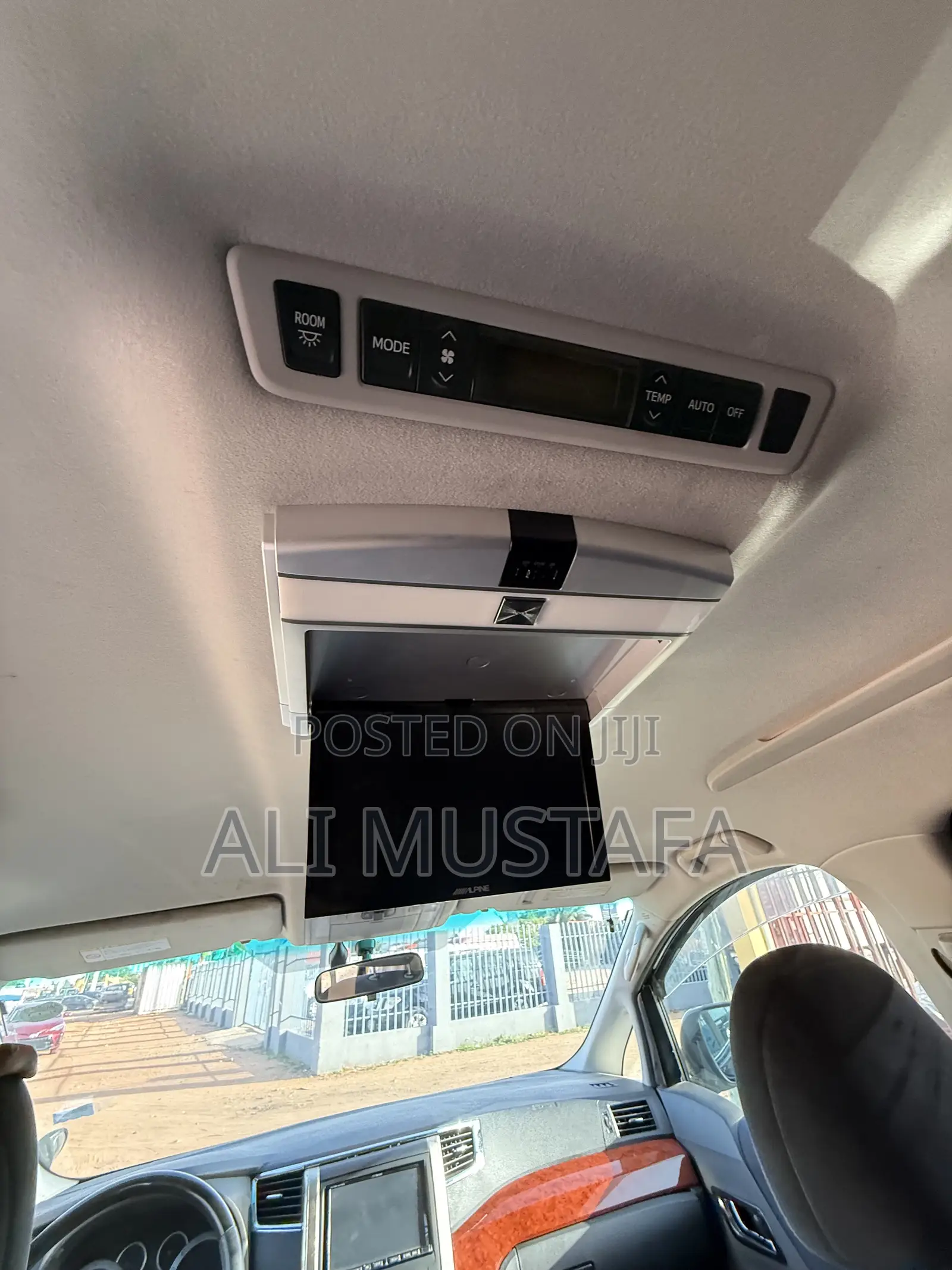Toyota Voxy 2010 Black
