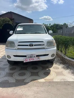 Toyota Tundra 2019 White