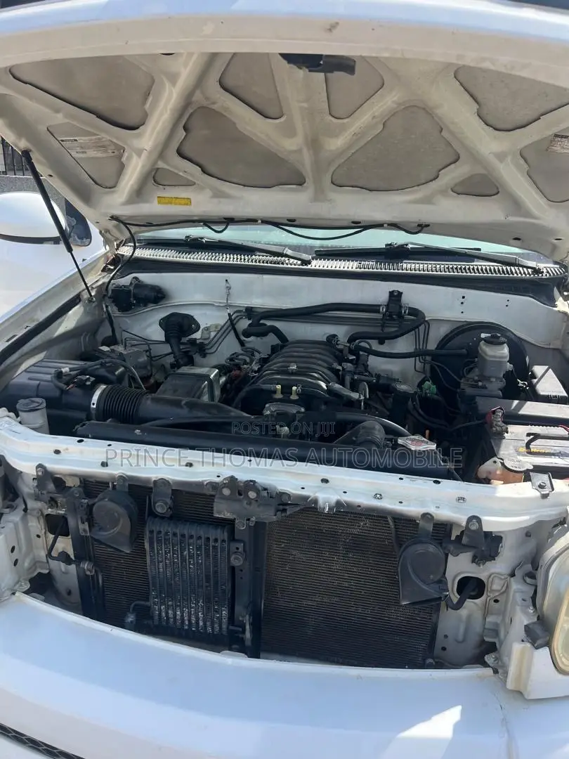 Toyota Tundra 2019 White