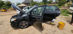 Toyota Corolla 2010 Black