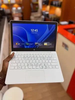 Laptop Microsoft Surface Laptop SE 4GB Intel SSD 60GB