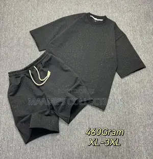 Men’S Casual Short Sleeved T - Shirt Shorts Set.