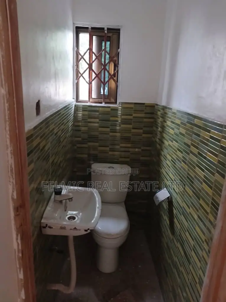 3bdrm Apartment in Felmic Real Estate, Asore Junction for rent