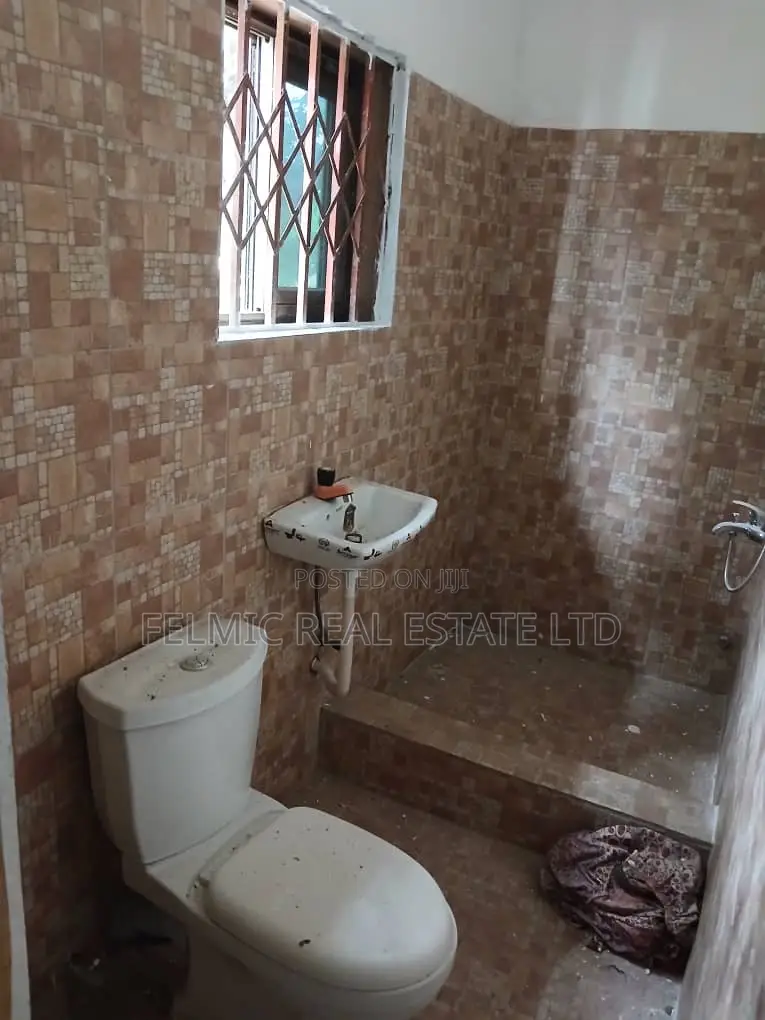 3bdrm Apartment in Felmic Real Estate, Asore Junction for rent